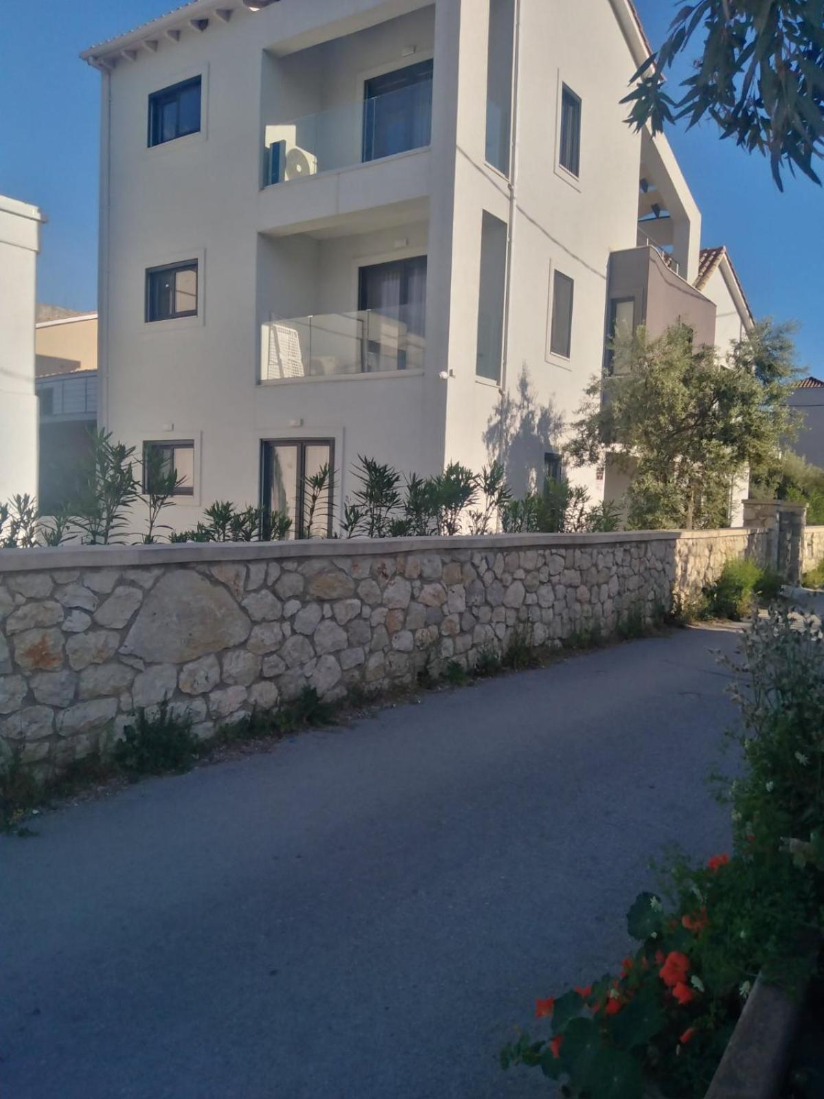 Villa Don Kostangelo Nikiana Exterior foto